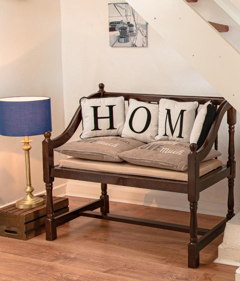 1844 Seascape Cottage Is Located On The Wild Atlantic Way Fanore Exterior foto