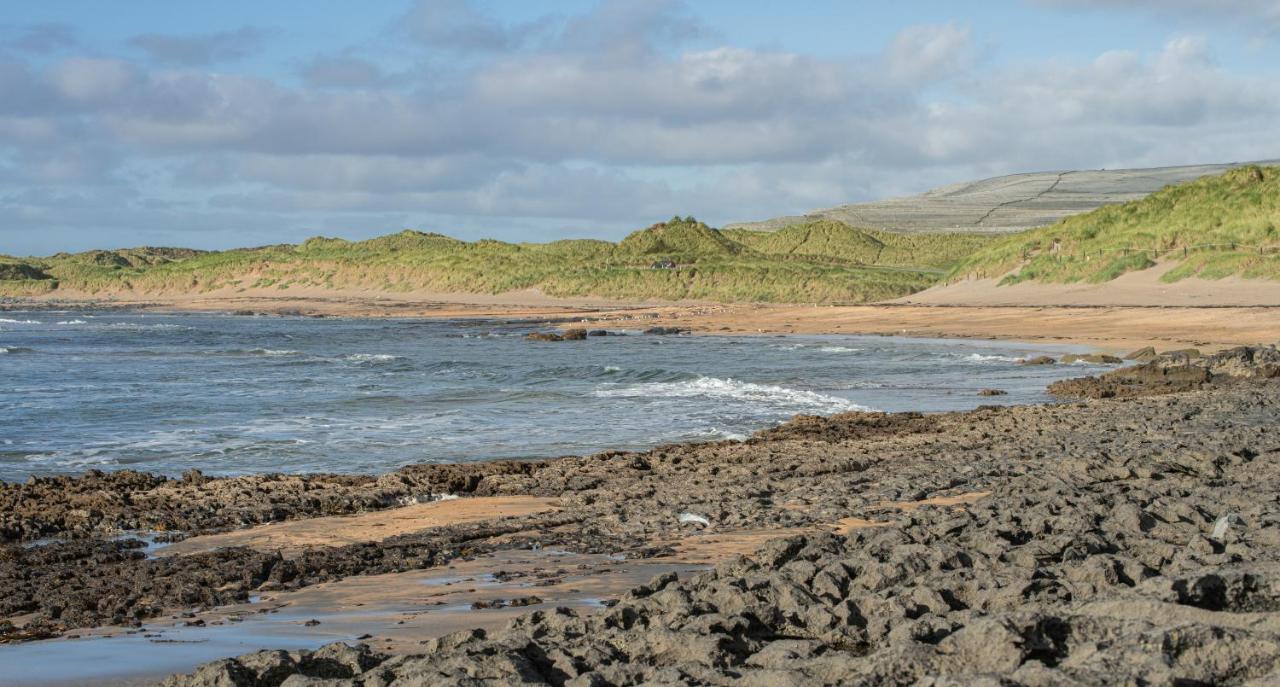 1844 Seascape Cottage Is Located On The Wild Atlantic Way Fanore Exterior foto