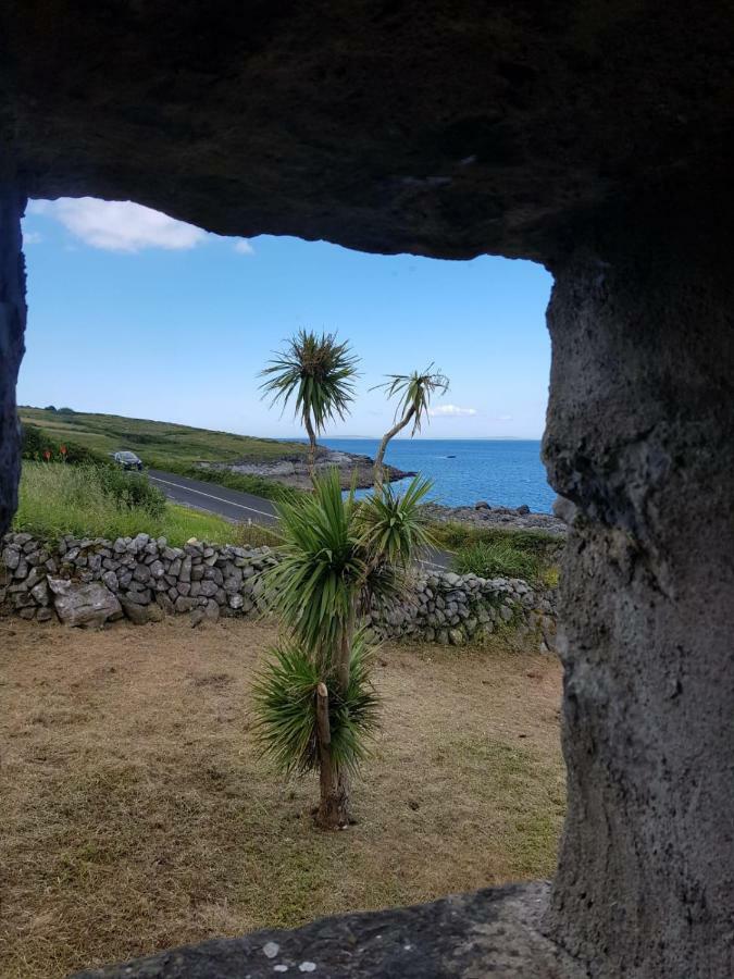 1844 Seascape Cottage Is Located On The Wild Atlantic Way Fanore Exterior foto